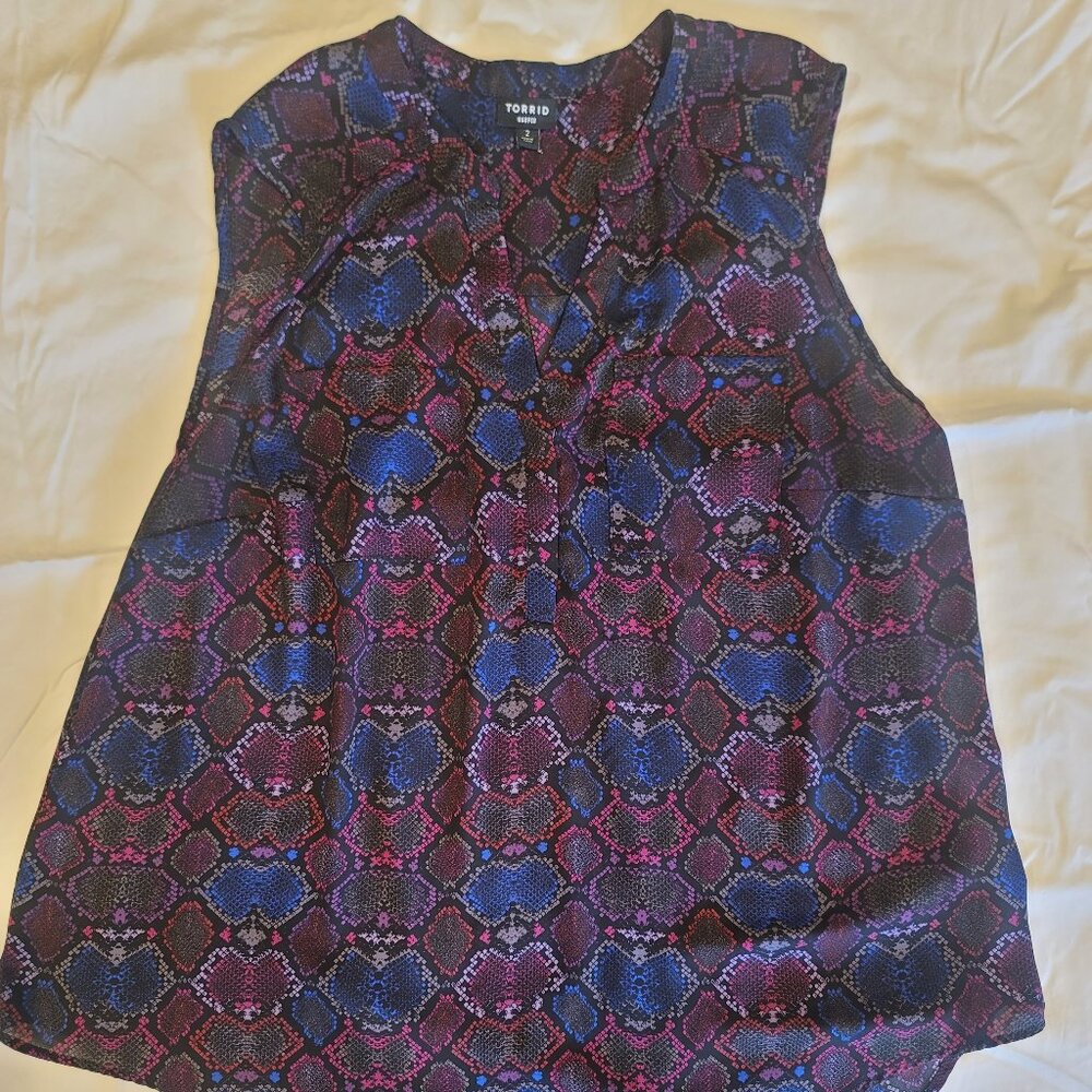 Torrid: Harper Georgette Sleeveless Blouse